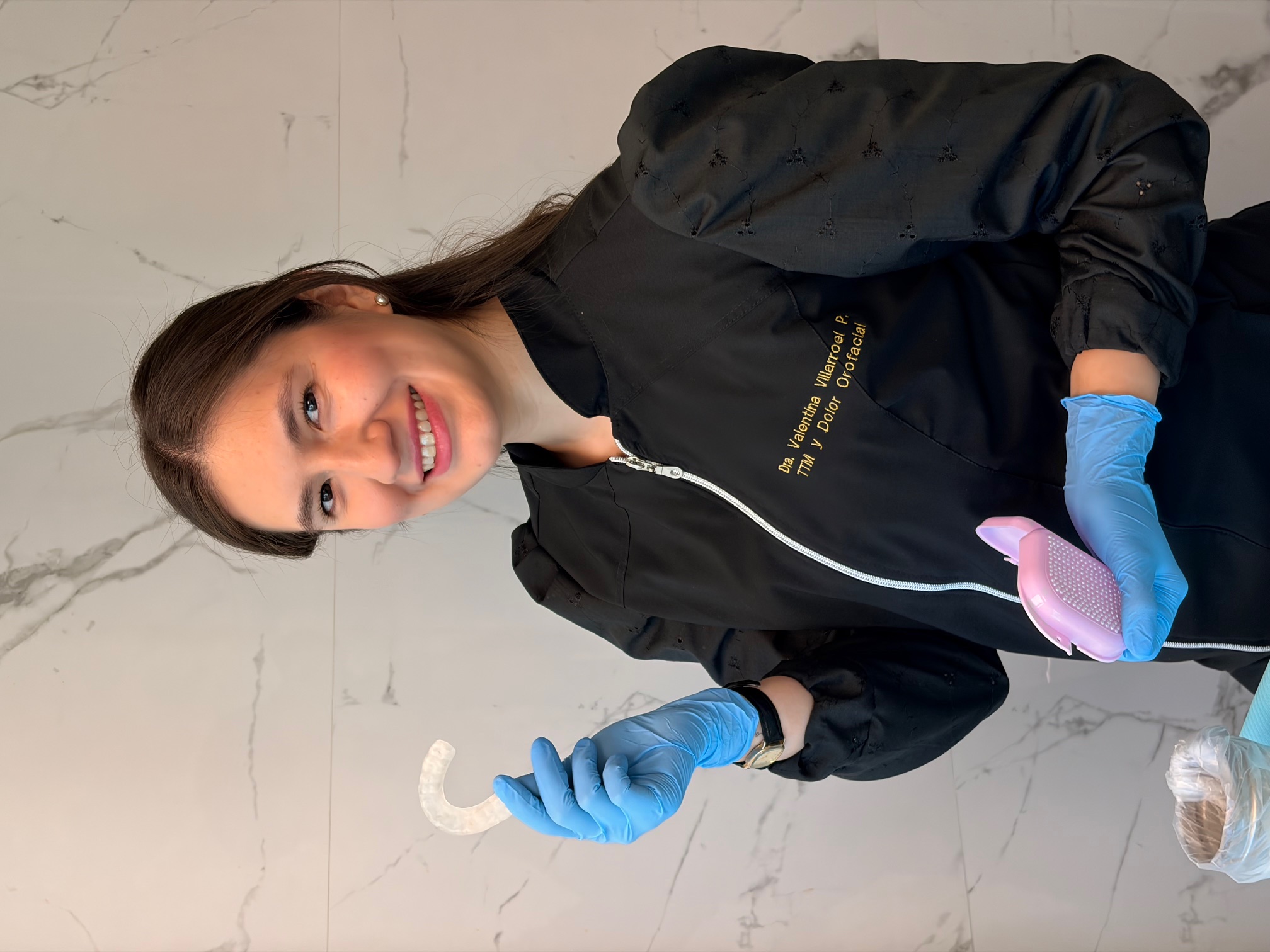 Dra. Valentina Villarroel — Especialista en TTM y Dolor Orofacial